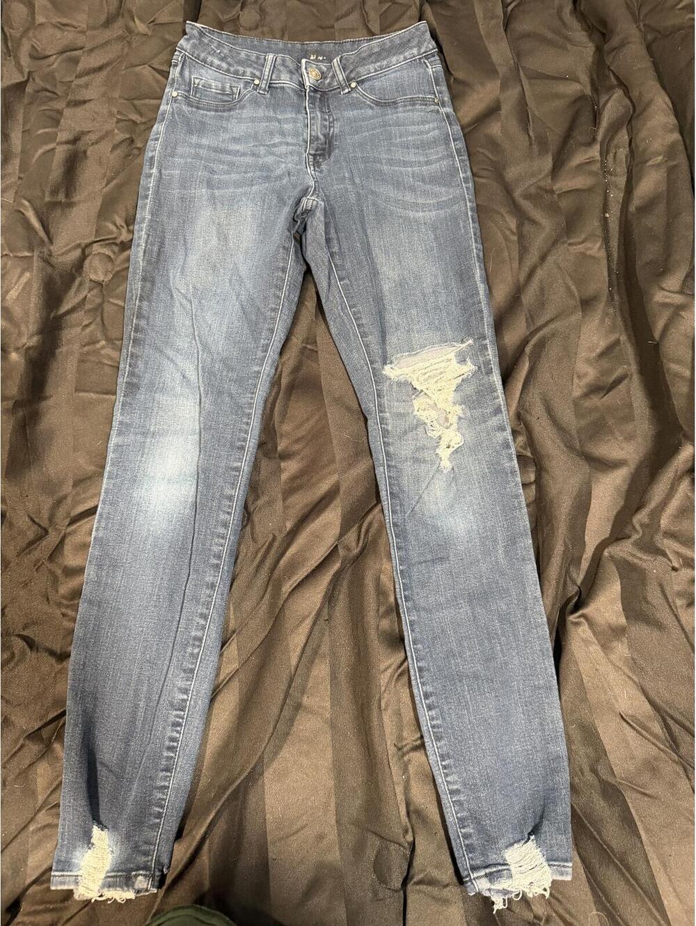 Rewash Mid-Rise Distressed Skinny Jeans Sz3/26‎